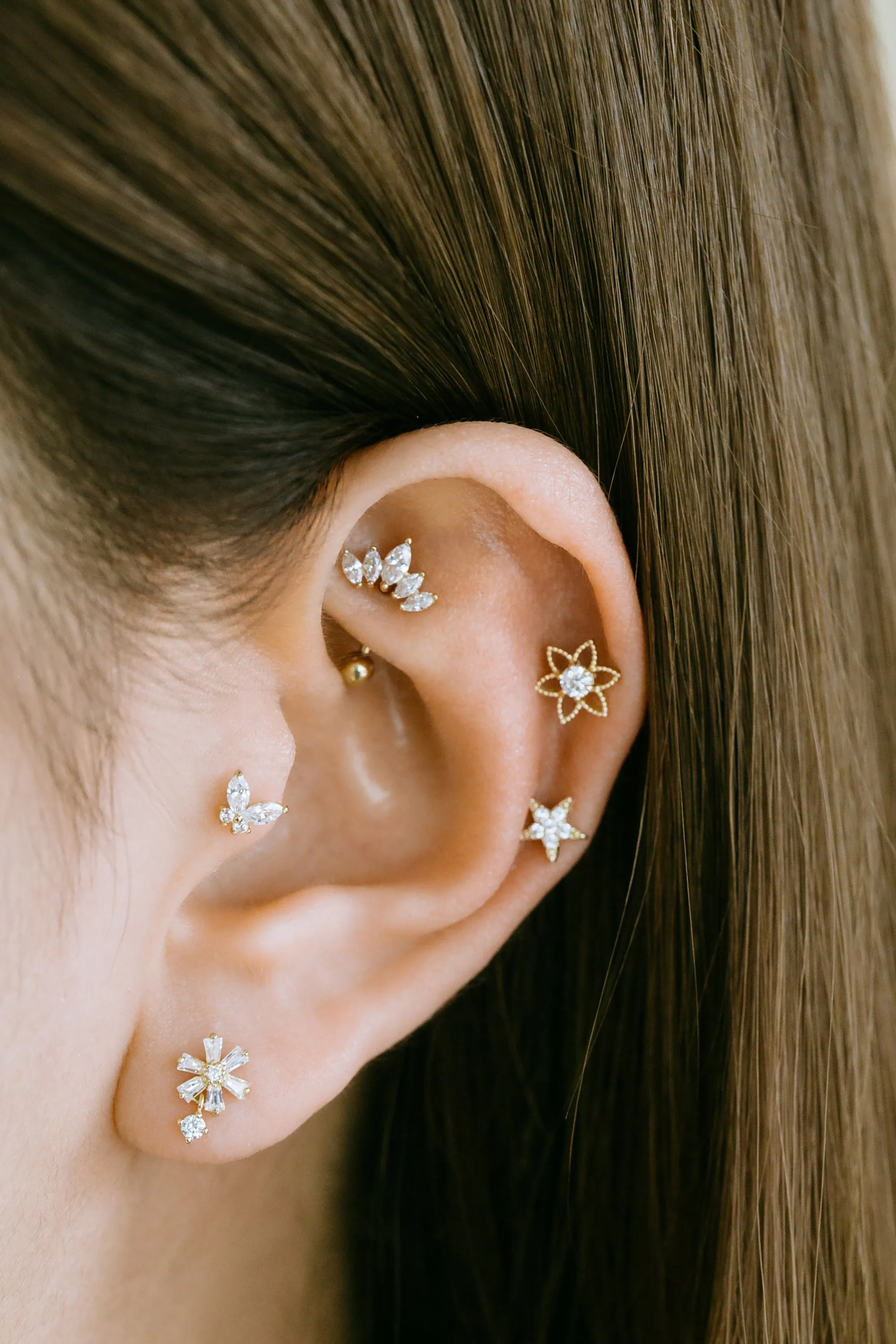 14K Solid Gold Cartilage Minimalist Constellation Star Flower Central Cz Cross Internally Internal Threaded Earring Labret