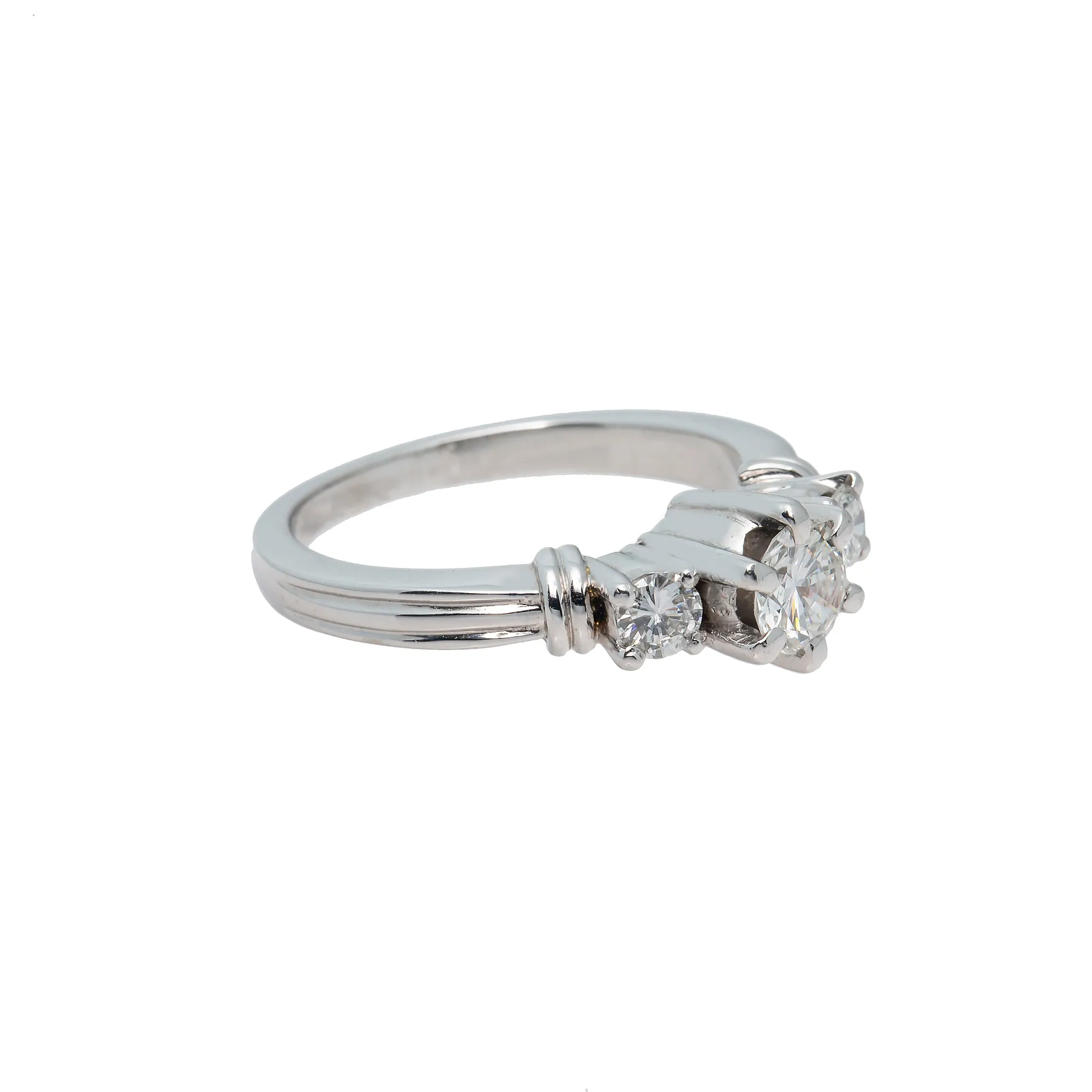 18K White Gold & 1ct Diamond Ring (7.6gm)