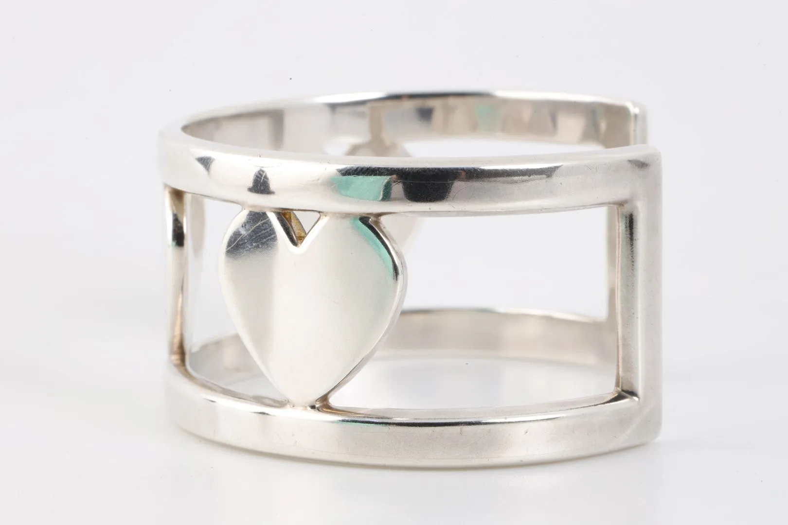 6'' Tiffany & Co. 925 Silver Heart Cuff Bracelet (66.00g.)