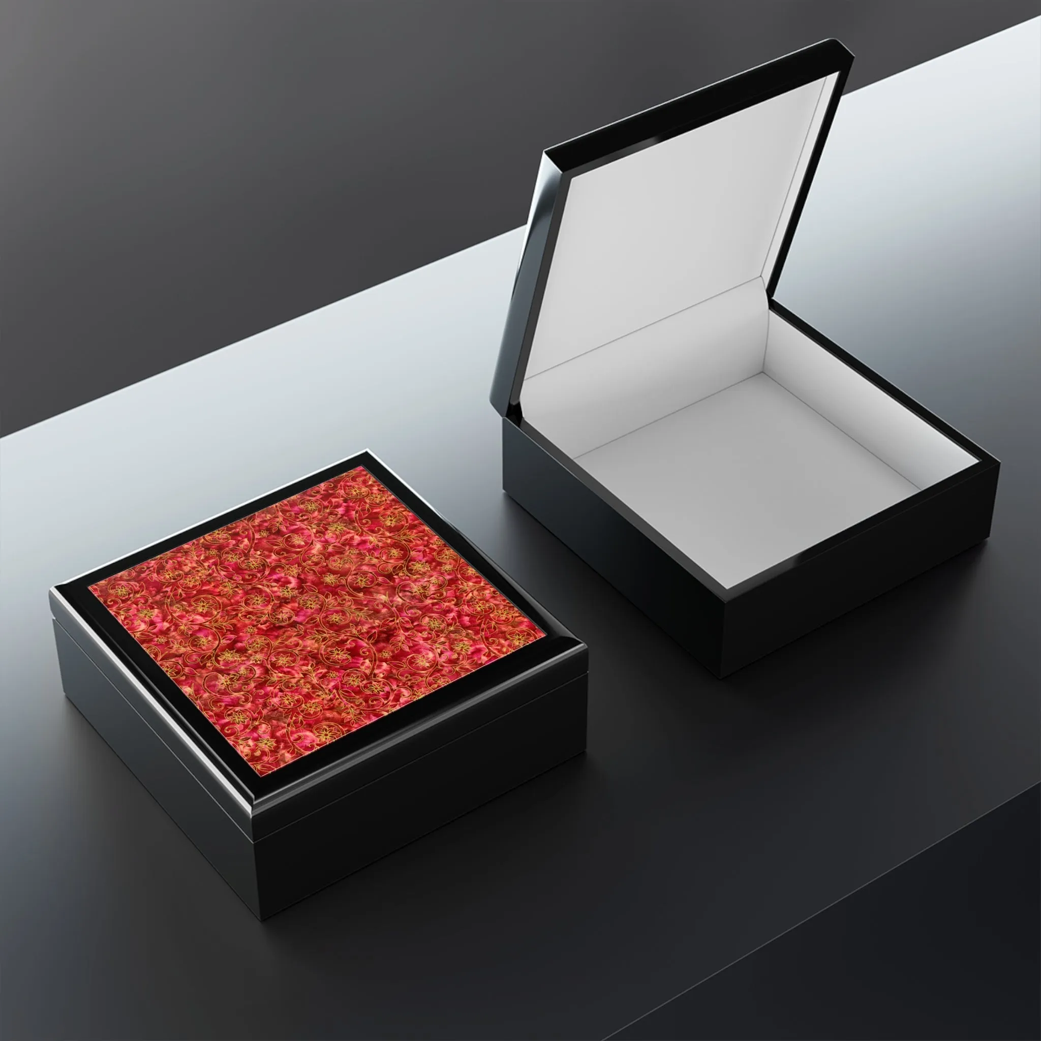 Amore Jewelry Box