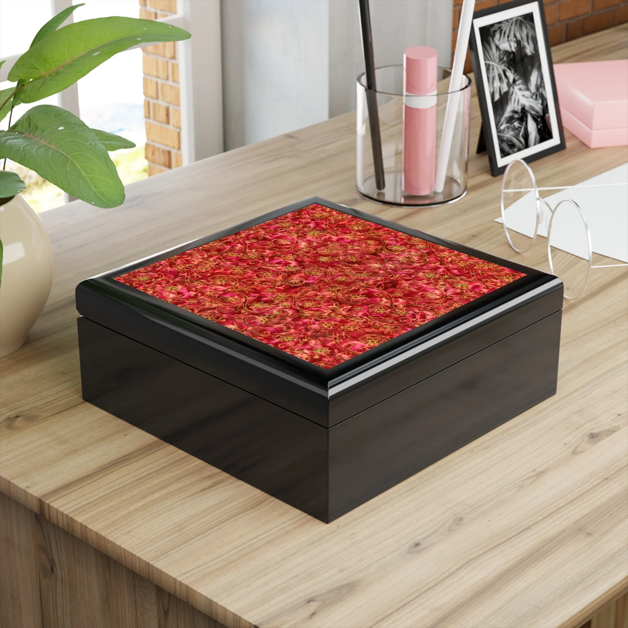 Amore Jewelry Box