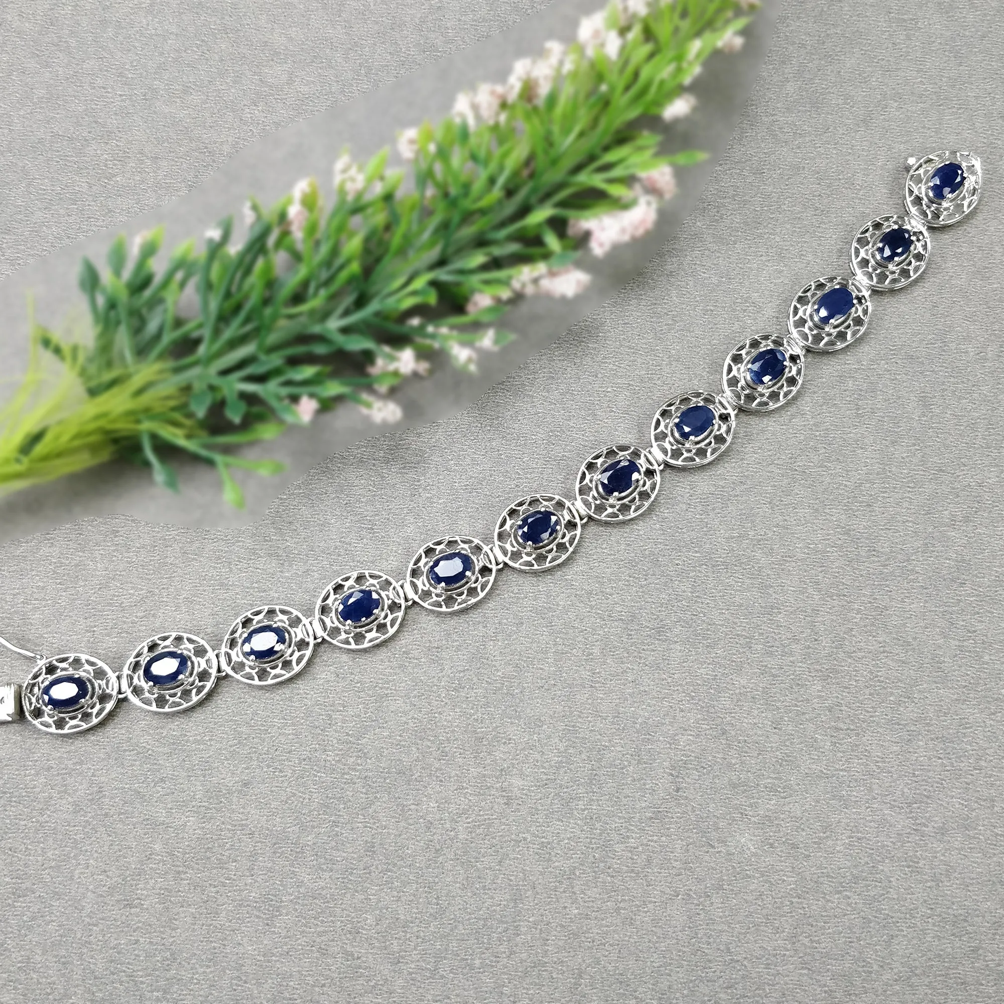 BLUE SAPPHIRE Gemstone BRACELET : 17.730gms 925 Sterling Silver Natural Sapphire Oval Normal Cut Prong Set Tennis Bracelet 7.50"