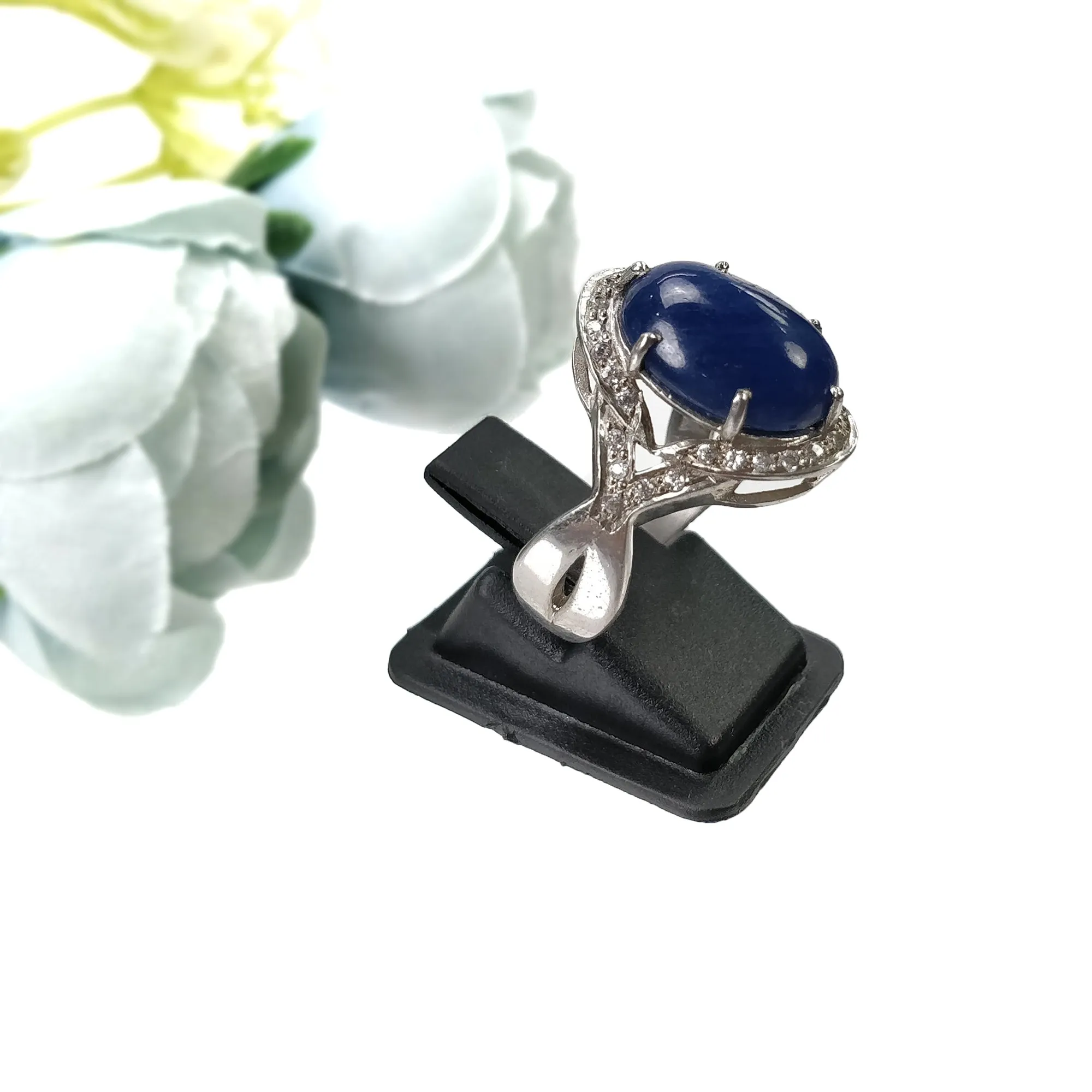 Blue SAPPHIRE Gemstone With CZ RING : 6.37gms 925 Sterling Silver Natural Sapphire Oval Cabochon Prong Set Unisex Ring 7.5US