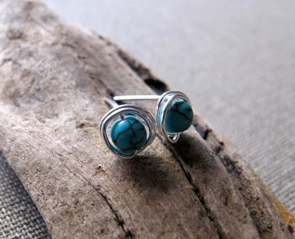 Elegant Earrings w/h Turquoise Cracked Stone