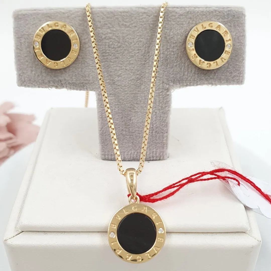 Round Black Jewelry Set 18K Gold