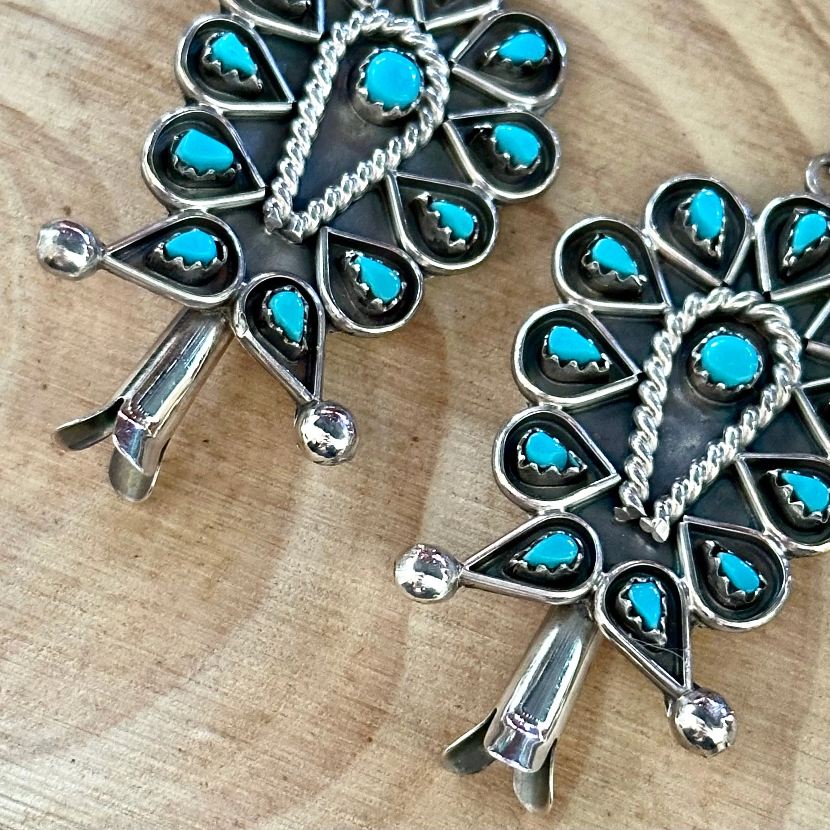 STAR FLOWER Sterling Silver & Turquoise Dangle Stud Earrings Native Made, 14g