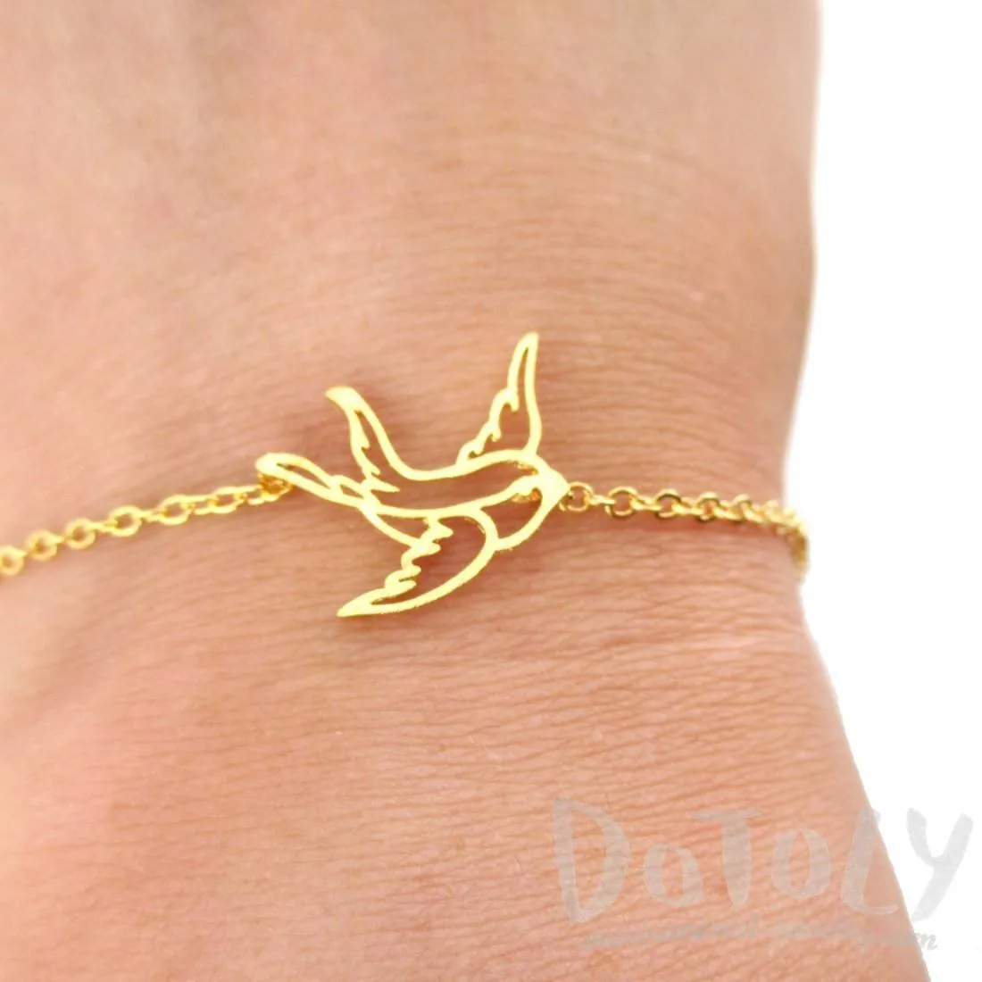 Swallow Bird Outline Shaped Charm Bracelet in Gold | Animal Jewelry